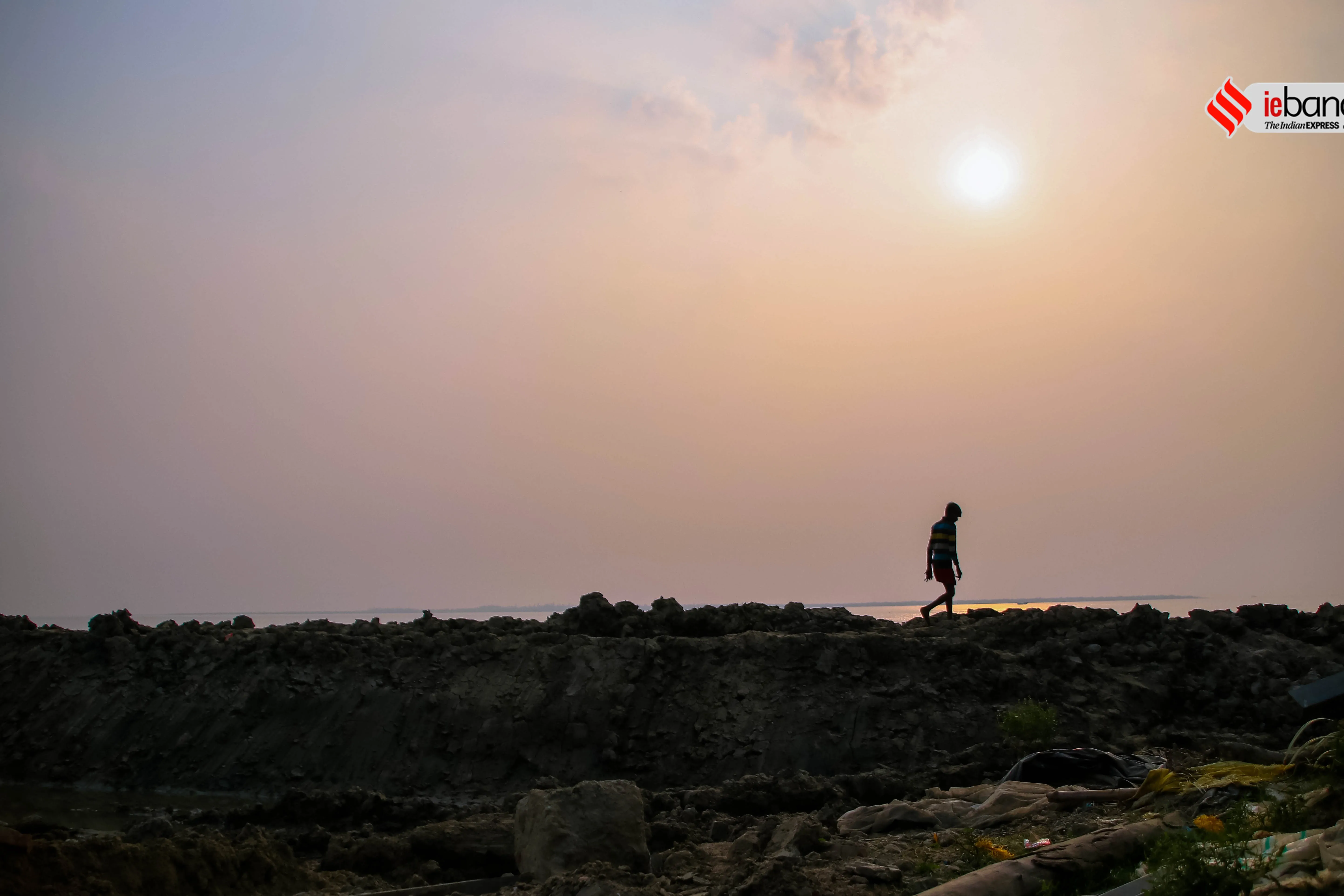 নদী, Ganga, গঙ্গা নদী, Samshergunj, সামসেরগঞ্জ, Baishnabnagar, বৈষ্ণবনগর, River erosion, মৌসুনি, Mousuni, ভ্রমণ, Travel tour, সুন্দরবন, Sundarban, মৌসুনি দ্বীপ, Mousuni island, নদীর ভাঙ্গন, river, বঙ্গোপসাগর, Bay of Bengal, পশ্চিমবঙ্গ, india news, indian express, River erosion, ground reports from West Bengal, পশ্চিমবঙ্গ, West Bengal news, indian express, কলেজ স্ট্রিট, college street, করোনা, corona, corona news, Bangla Khabar, বাংলার খবর, Bangla News Live, বাংলার ব্রেকিং নিউজ, Breaking Bangla News,Bangali news, বাংলায় সর্বশেষ খবর, লেটেস্ট খবর, News in Bengali, Bengali News Today, বাংলা নিউজ, Bengali News, করোনা মহামারী, corona pandemic, Bangla Khabor, কোভিড-১৯, covid, News in Bangla, করোনা ২০২১, corona 20201, 24 Ghanta Bangla News, Bangla News, covid-19