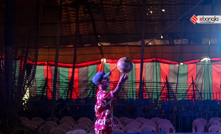 kolkata, কলকাতা, circus, সার্কাস, circus show, সার্কাস শো, ajanta circus,অজন্তা সার্কাস, circus show time, সার্কাস শো টাইম, Indian circus, ইন্ডিয়ান সার্কাস, ইন্ডিয়া রেকর্ড, India Record, West Bengal news, indian express, কলেজ স্ট্রিট, college street, করোনা, corona, corona news, Bangla Khabar, বাংলার খবর, Bangla News Live, বাংলার ব্রেকিং নিউজ, Breaking Bangla News,Bangali news, বাংলায় সর্বশেষ খবর, লেটেস্ট খবর, News in Bengali, Bengali News Today, বাংলা নিউজ, Bengali News, করোনা মহামারী, corona pandemic, Bangla Khabor, কোভিড-১৯, covid, News in Bangla, করোনা ২০২২, corona 2022, 24 Ghanta Bangla News, Bangla News, covid-19