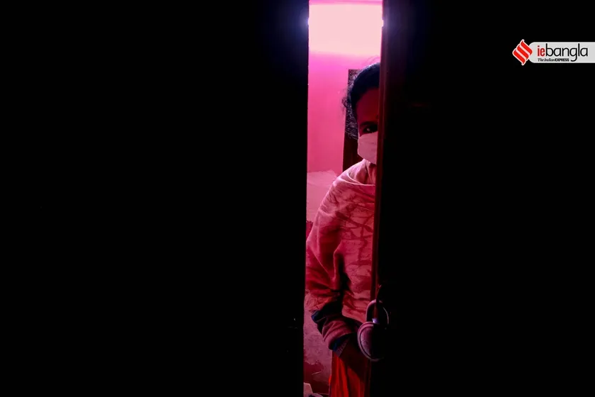 kolkata, কলকাতা, Sonagachi, সোনাগাছি, prostitution, যৌনপল্লী, Red light area, রেড লাইট এলাকা, Sex worker, যৌনতা, Sex, যৌনকর্মী, prostitution in india,  ইন্ডিয়া রেকর্ড, India Record, West Bengal news, indian express, কলেজ স্ট্রিট, college street, করোনা, corona, corona news, Bangla Khabar, বাংলার খবর, Bangla News Live, বাংলার ব্রেকিং নিউজ, Breaking Bangla News,Bangali news, বাংলায় সর্বশেষ খবর, লেটেস্ট খবর, News in Bengali, Bengali News Today, বাংলা নিউজ, Bengali News, করোনা মহামারী, corona pandemic, Bangla Khabor, কোভিড-১৯, covid, News in Bangla, করোনা ২০২২, corona 2022, 24 Ghanta Bangla News, Bangla News, covid-19 