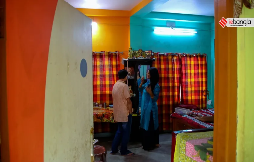 Tamoghno Tapasidhya,Tista Das, Dipan Chakraborty, রুপান্তরকামী,transgender, ট্রান্সজেন্ডার, transgender life, সমকামী, Sex, রুপান্তরকামী,Same sex, সম্প্রদায়, Commiunity, রুপান্তরকামী পুরুষ,transmen,রুপান্তরকামী নারী, Trans women, পশ্চিমবঙ্গ, india news, indian express, River erosion, ground reports from West Bengal, পশ্চিমবঙ্গ, West Bengal news, indian express, কলেজ স্ট্রিট, college street, করোনা, corona, corona news, Bangla Khabar, বাংলার খবর, Bangla News Live, বাংলার ব্রেকিং নিউজ, Breaking Bangla News,Bangali news, বাংলায় সর্বশেষ খবর, লেটেস্ট খবর, News in Bengali, Bengali News Today, বাংলা নিউজ, Bengali News, করোনা মহামারী, corona pandemic, Bangla Khabor, কোভিড-১৯, covid, News in Bangla, করোনা ২০২১, corona 20201, 24 Ghanta Bangla News, Bangla News, covid-19