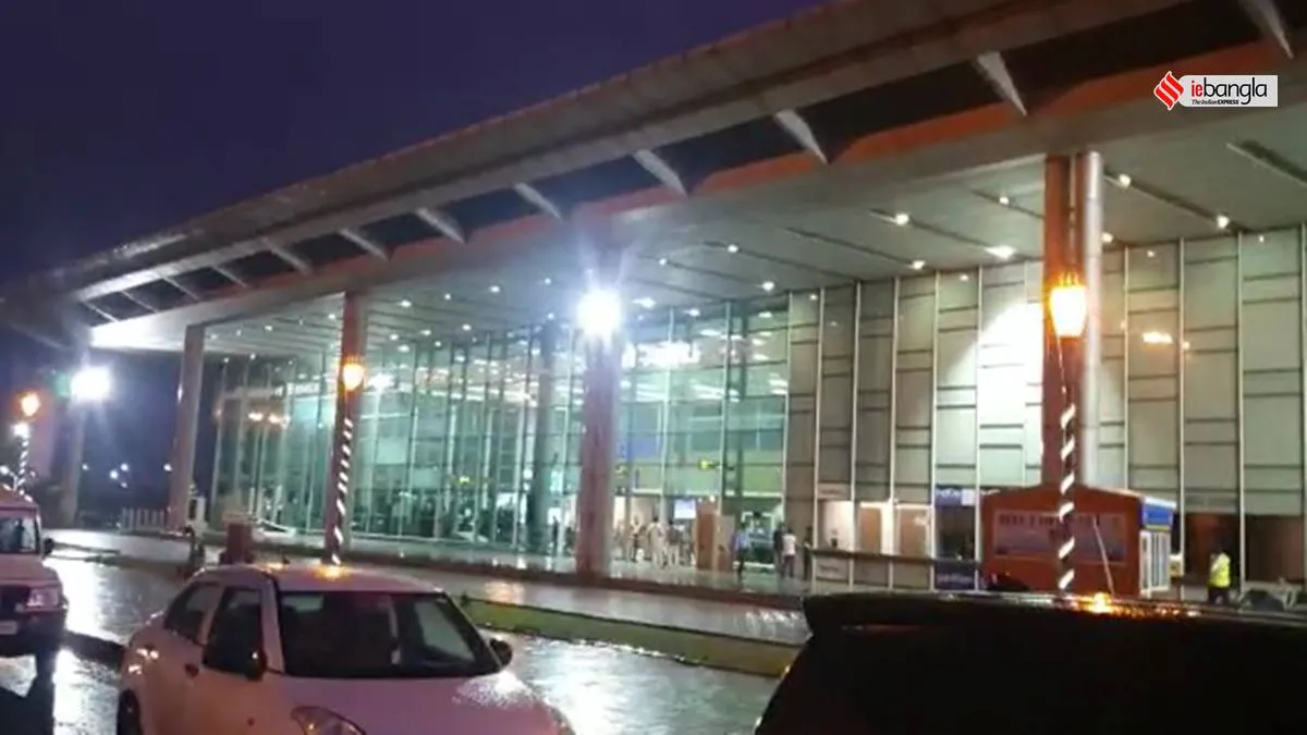 SpiceJet's Mumbai-Durgapur flight faces turbulence in mid-air