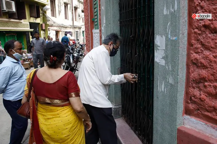 Bowbazar horror returns: residents rushes to leave homes