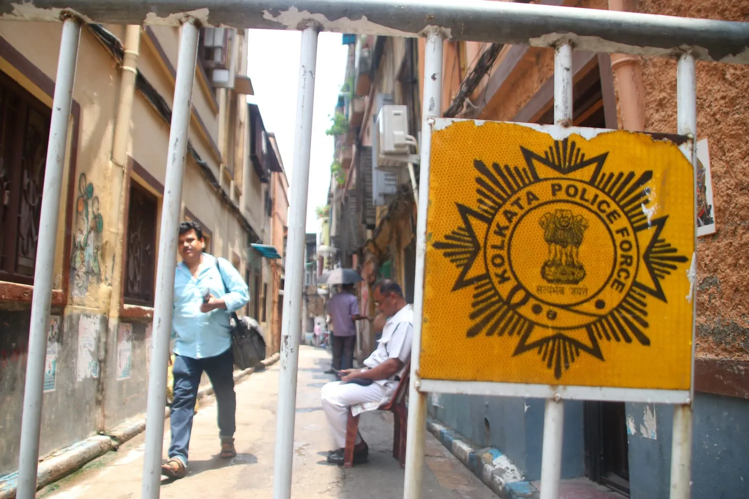Bowbazar Horror: Tensed residents shifted to hotels but still worried about home