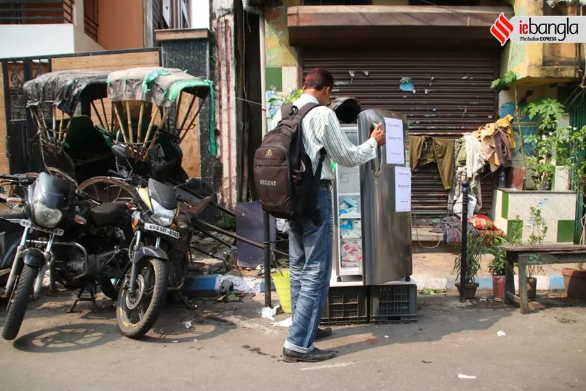 To serve cold water in summer, Kolkata Youth installs fridge beside road