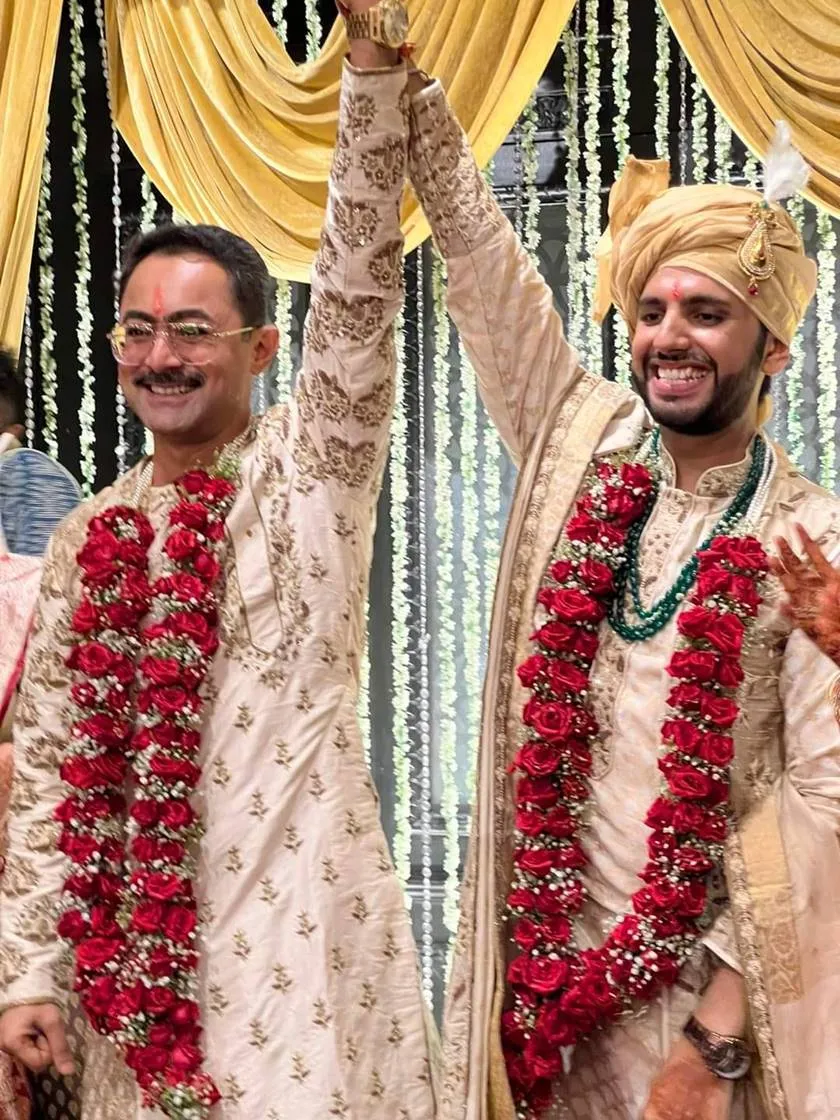 Gay Marriage, Same Sex Marriage, Designer, LGBTQ, gay couple marriage, fashion designer abhishek ray ties knot, সমকামী বিয়ে, বিয়ে করলেন পোশাকশিল্পী অভিষেক রায়