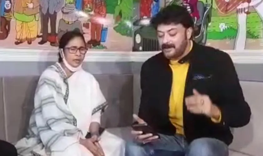 mamata banerjee, মমতা ব্য়ানার্জী, mamata banerjee cafe house darjeeling, মমতা ব্যানার্জী ক্যাফে হাউজ দার্জিলিং