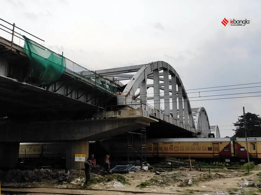 Tala Bridge, Kolkata, Mamata Banerjee, Durga Puja 2022, North Kolkata, টালা ব্রিজ, মমতা বন্দ্যোপাধ্যায়, অতীন ঘোষ, দুর্গাপুজো, মহালয়া