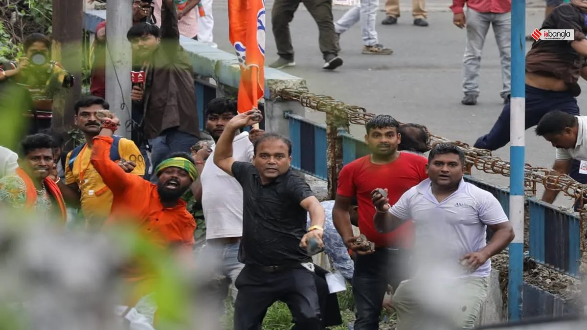 Nabanna Abhijan, BJP,BJP,Police,Nabanna Abhijan,Second Hooghly Bridge,Howrah, বিজেপি, নবান্ন অভিযান, বিজেপির নবান্ন অভিযান, হাওড়া ব্রিজ, দ্বিতীয় হুগলি সেতু, দিলীপ ঘোষ, সুকান্ত মজুমদার, শুভেন্দু অধিকারী, বিজেপি