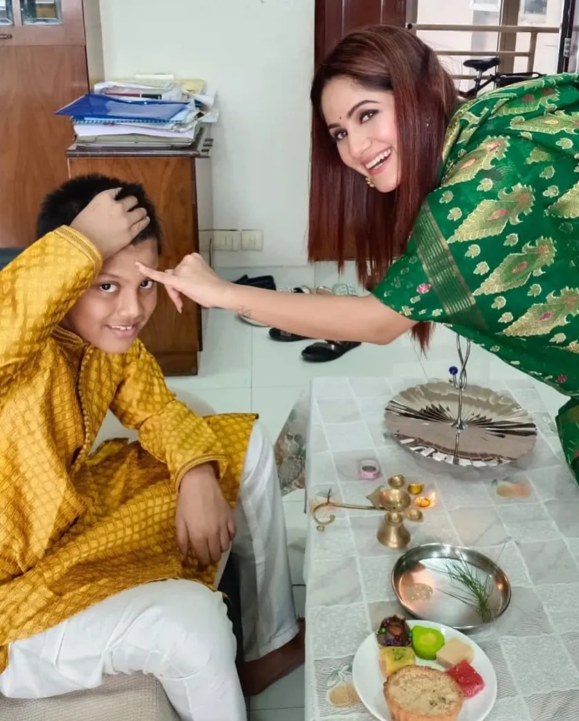bhaifota, tollywood bhaifota, tolly celebs bhaifota, prosenjit, koel, ankush, jeetu, raj-shubhashree,  indian express entertainment news, bengali television, bengali serial, zee bangla jamuna dhaki, bengali entertainment news, bengali tollywood, tolly world bengali, ie entertainment 