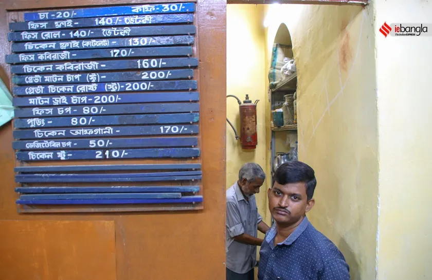 satyajit ray, manna dey, uttam kumar, kolkata cafe, shashi ghosh story, kolkata food story