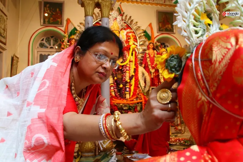 jagadhatri puja, kolkata jagadhatri puja, jagadhatri puja navami, pal bari jagadhatri puja, kolkata news, shashi ghosh  