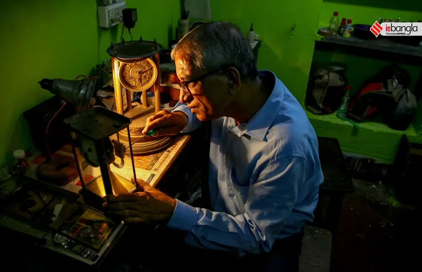   kolkata ghoribabu, kolkata heritage, kolkata watches , shashi ghosh<br />
