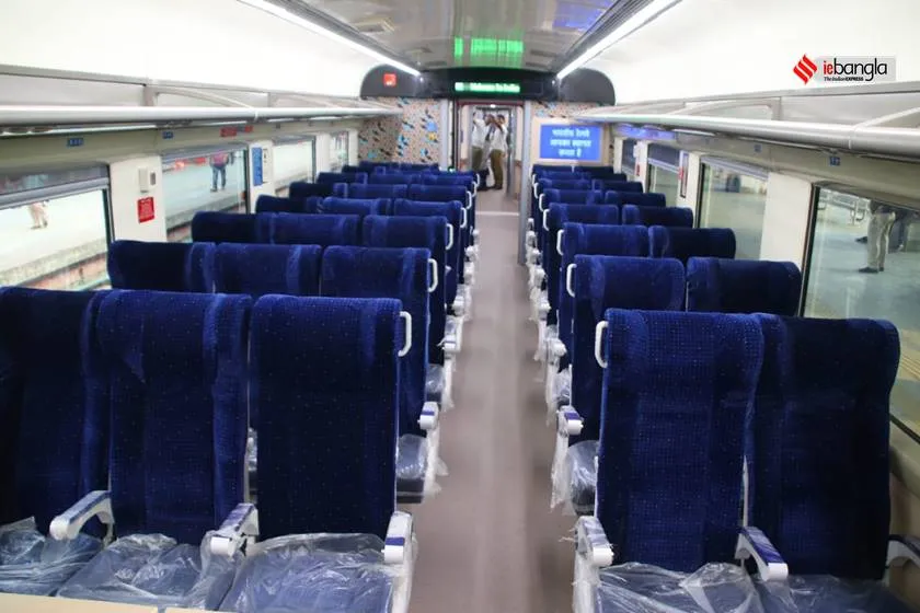howrah station,Narendra Modi,Vande Bharat Express,West Bengal Vande Bharat Express,NJP,Vande Bharat