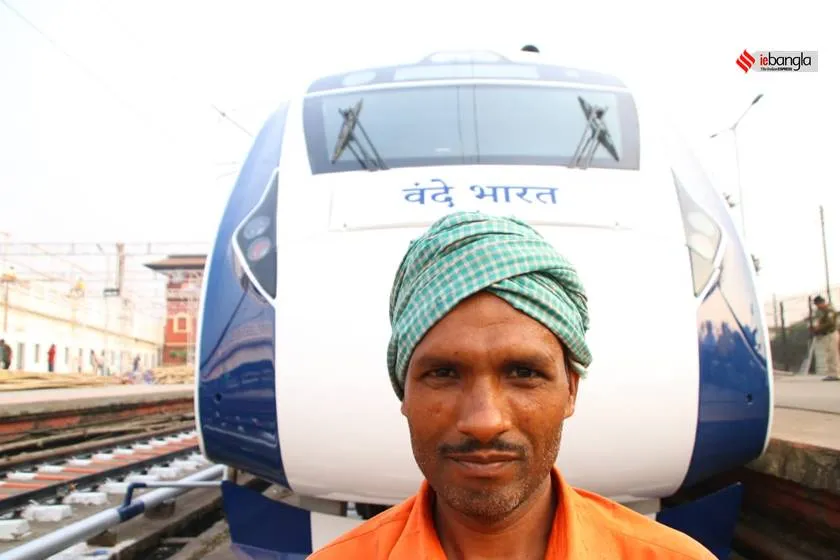howrah station,Narendra Modi,Vande Bharat Express,West Bengal Vande Bharat Express,NJP,Vande Bharat