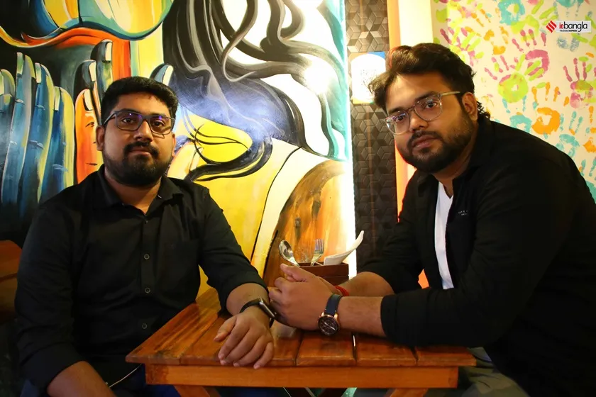 Scattered Thoughts - Audio team, scattered Thoughts youtuber, viral youtuber, express photo, shashi ghosh, bhoutik golpo