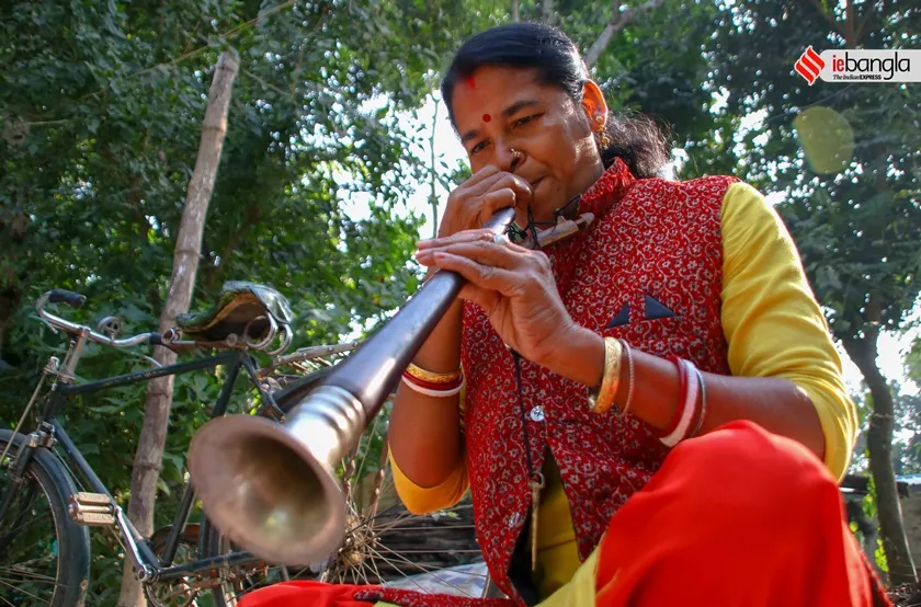 sanai vadak women, anjana nandy, anjana nandy from habra, sanai vadak anjana, shashi ghosh, sashi ghosh ie bangla original  
