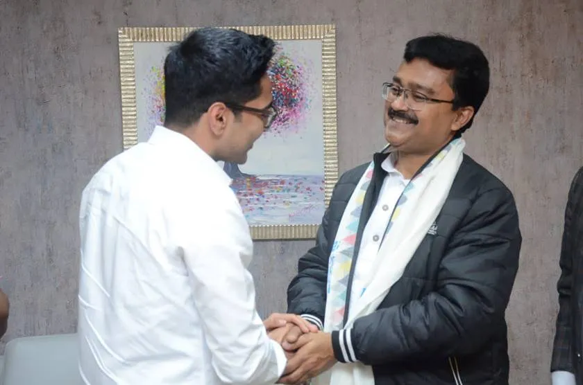 BJP, TMC,Suman kanjilal, alipurduar, BJP MLA joins TMC, Abhishek Banerjee, Mamata Banerjee