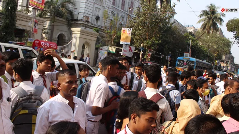 madhyamik exam, madyamik exam 2023, madhyamik exam bengali exam, bengali exam, মাধ্যামিক বাংলা প্রশ্ন, বাংলা প্রশ্ন মাধ্যমিক, এবারের বাংলা প্রশ্ন, madhyamik bengali question paper 2023 