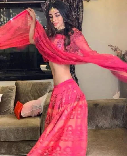 Mouni Roy