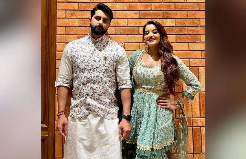 Eid ul Fitr 2023 Monalisa glamorous in Sharara