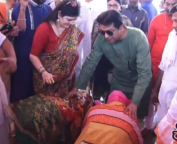 Raj Thackeray 10