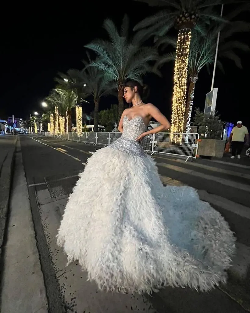 mouni roy