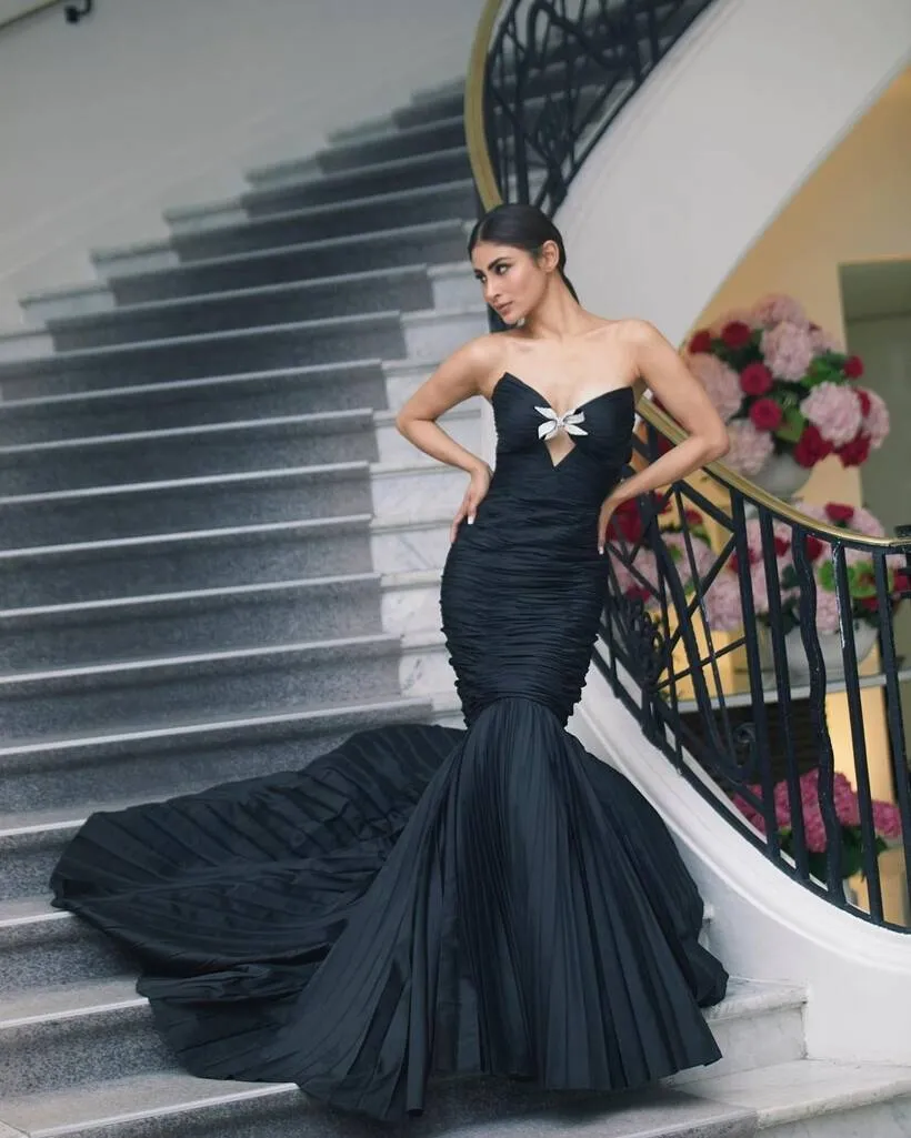 mouni roy