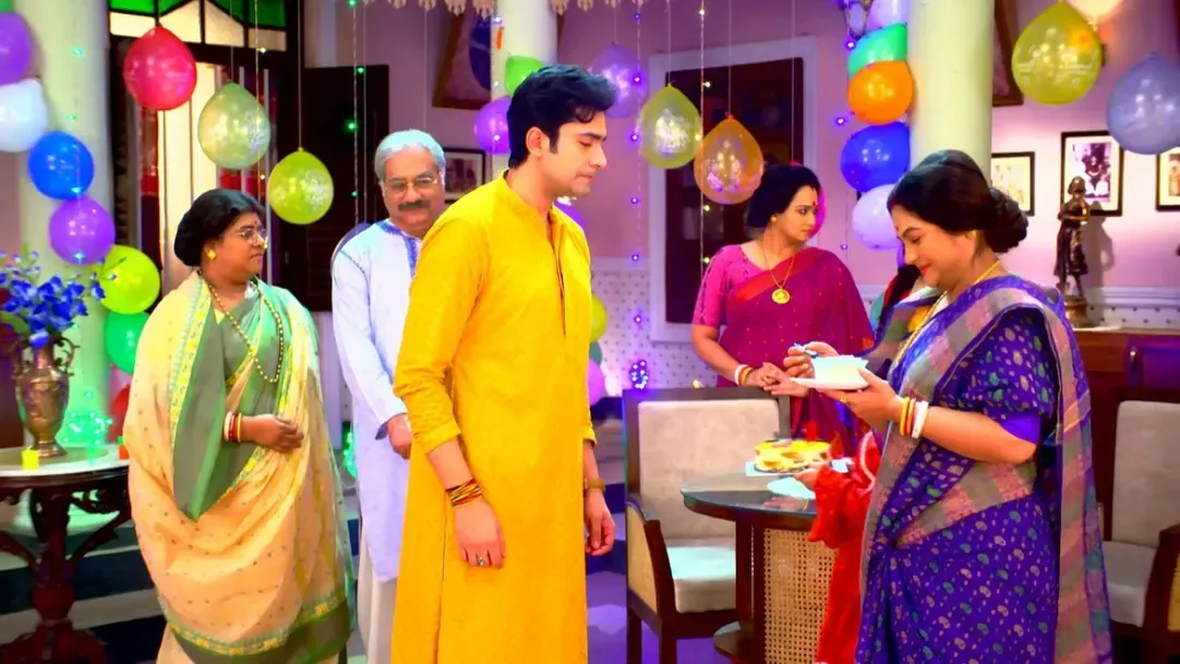 bengali serial, bengali serial plots, serial plots, serial twists, rupa ganguly, rupa ganguly controversy, meyebela, meyebela serial, meyebela controversy, rupa ganguly controversy, bengali serial, bengali serial controversy, মেয়েবেলা, রূপা গঙ্গোপাধ্যায়, মানসী সিনহা, star jalsha 