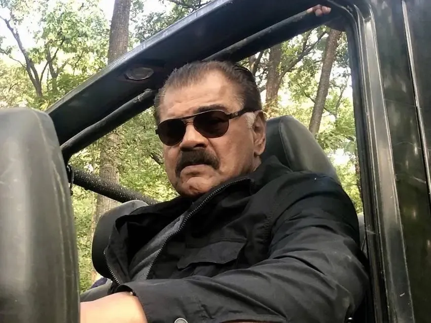 Sharat Saxena Quits Bollywood (1)