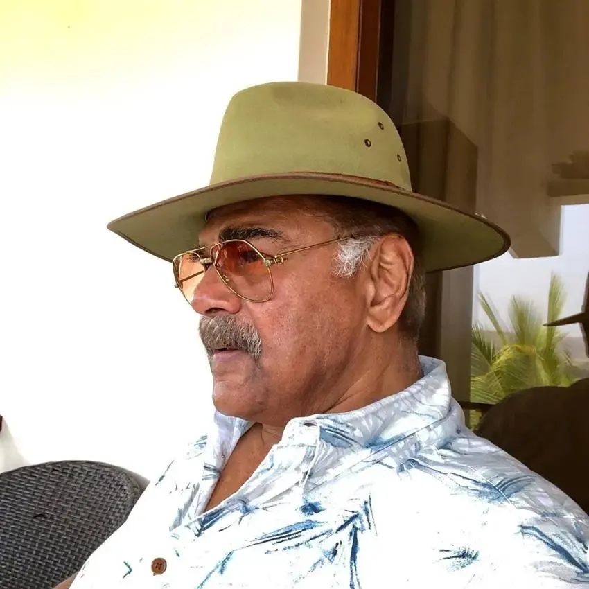 Sharat Saxena Quits Bollywood (6)
