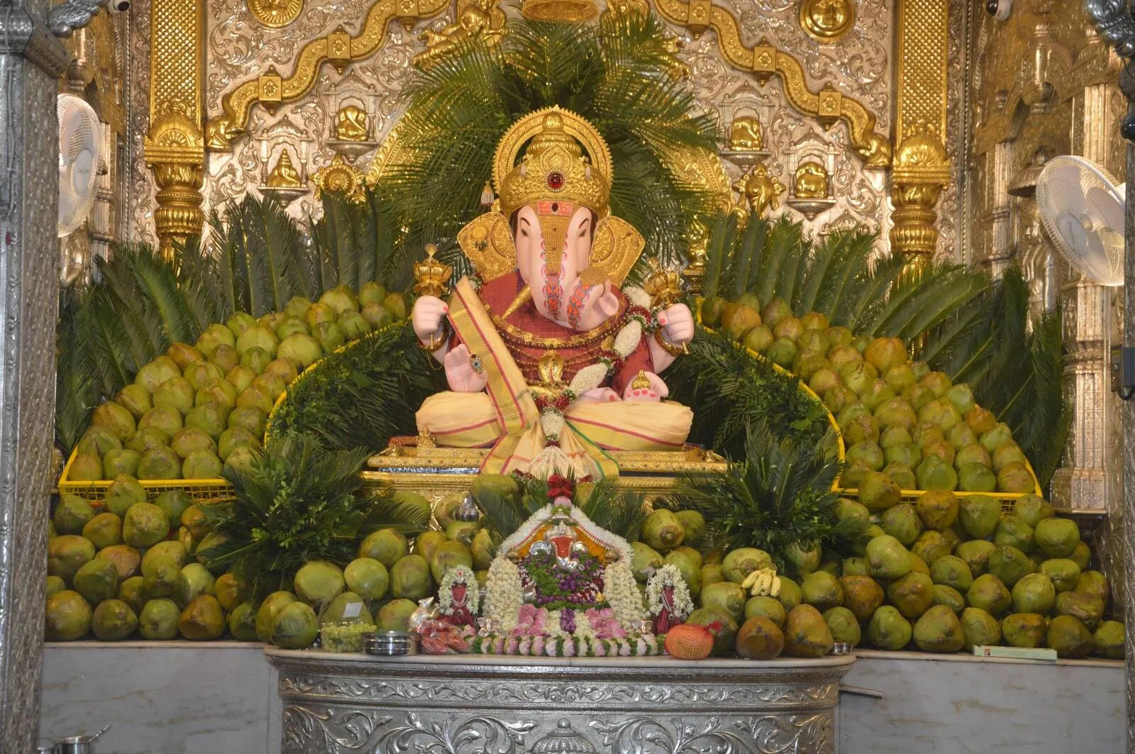 Shreemant Dagadusheth Halwai Ganapati Pune
