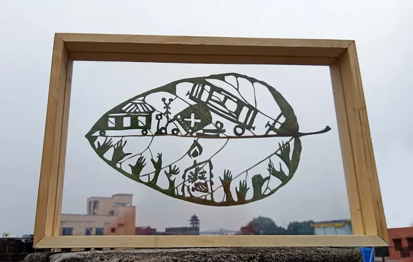 Coromandel Express Accident, Leaf Art, ইন্ডিয়া বুক অফ রেকর্ডস, Leaf artist rickdeep, কলকাতা খবর, এক্সক্লুসিভ নিউজ, Coromandel Express, Coromandel Express accident, odisha-Bengal train, Coromandel news, Odisha news, Odisha train crash, Indian Railways, Indian Railways history, indian Express news, গাছের পাতায় ফুটে উঠলো তালগোল পাকানো করমন্ডলের কামরা,করমন্ডল এক্সপ্রেস দুর্ঘটনা,  
