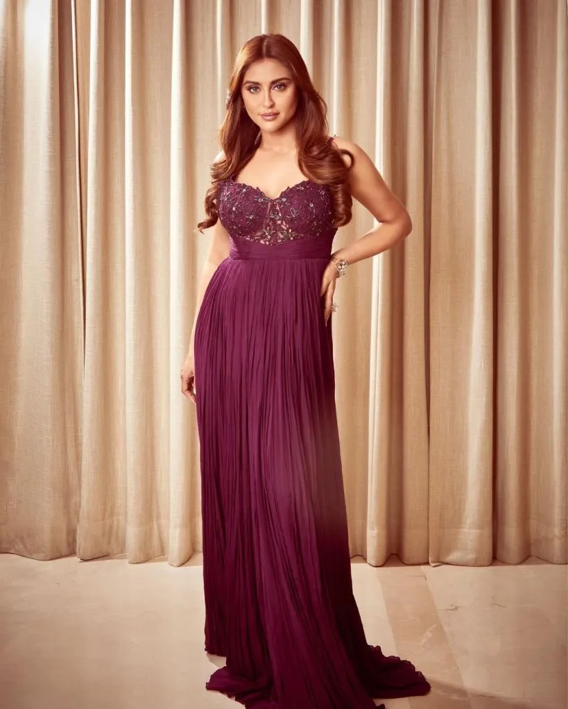 Krystle Dsouza (Krystle Dsouza Image)