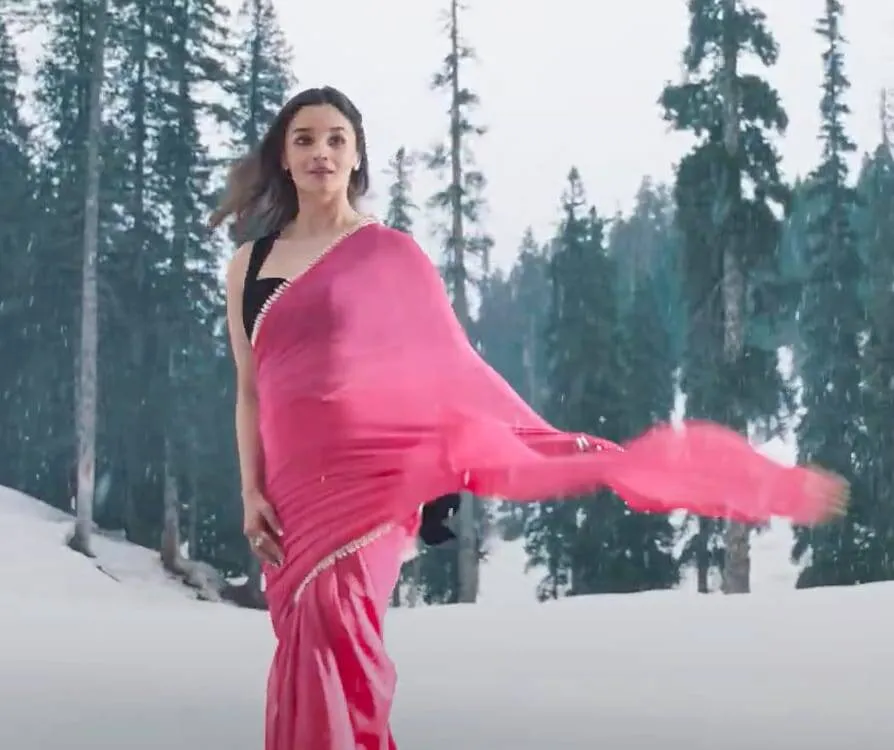 alia bhatt saree look in rocky aur rani ki prem kahani