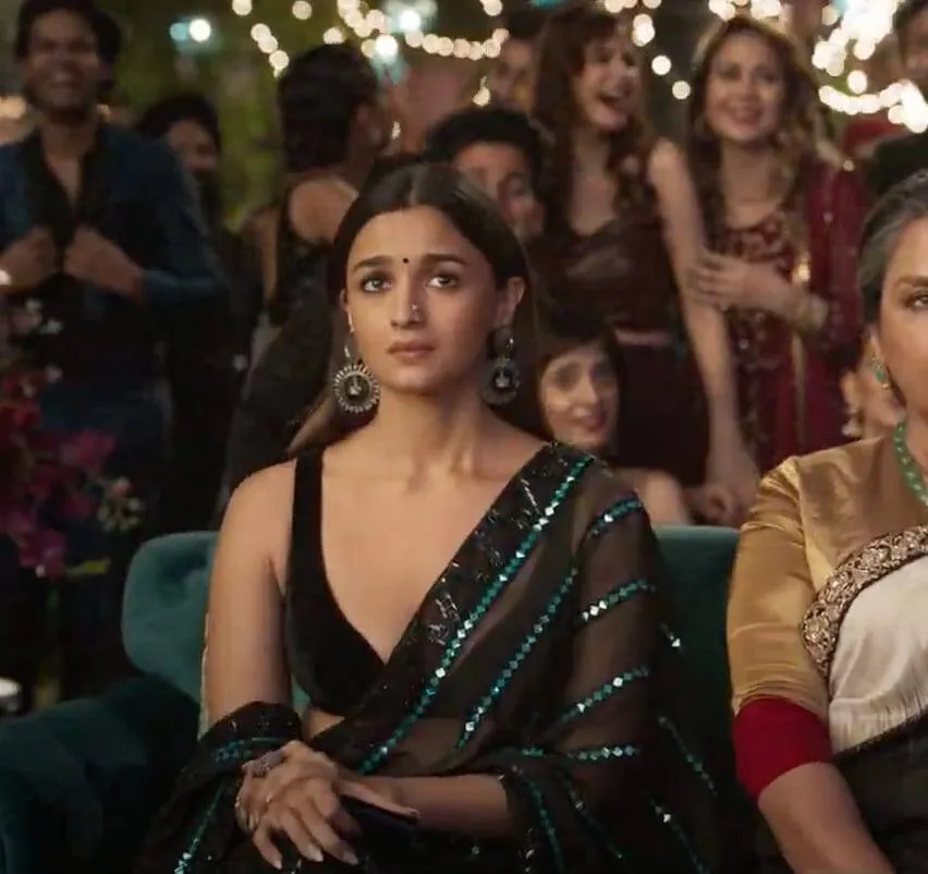 alia bhatt saree look in rocky aur rani ki prem kahani