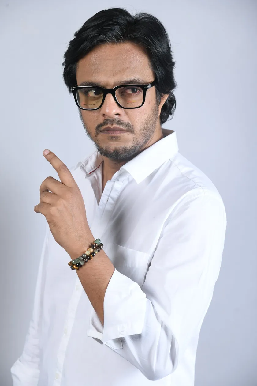 tuhina das, tuhina das actress, tuhina das lady goyenda, তুহিনা দাস, তুহিনার নতুন ছবি, সিঁড়ি, tuhina das movies, trending news, trending news today, trending news update, viral story, tollywood news, entertainment news, latest entertainment news, বিনোদন, আজকের বিনোদনের খবর, ie entertainment news, entertainment update, Indian express entertainment news, আজকের বাংলা খবর, bangla news today, today bengali news<br />
