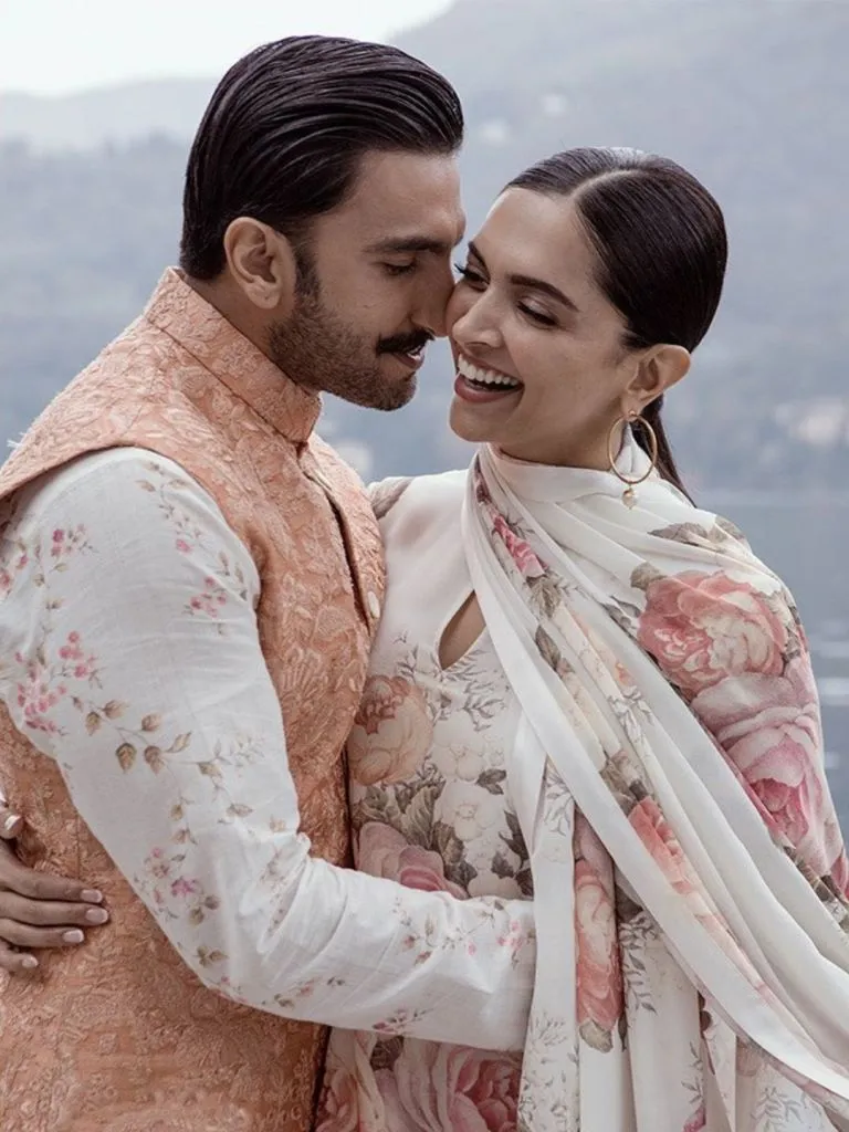 Ranveer Singh Deepika Padukone (Ranveer Singh Deepika Padukone Image)