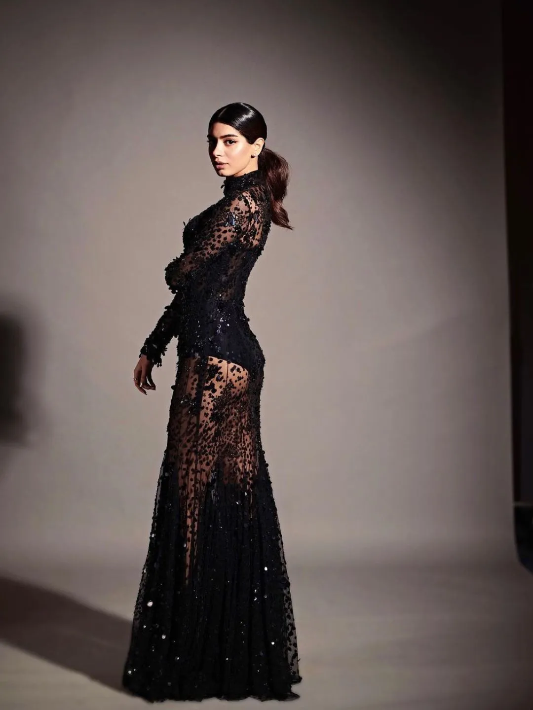 Khushi Kapoor Khushi Kapoor Latest Photos | Khushi Kapoor Pics | Khushi Kapoor Ap Dhillon