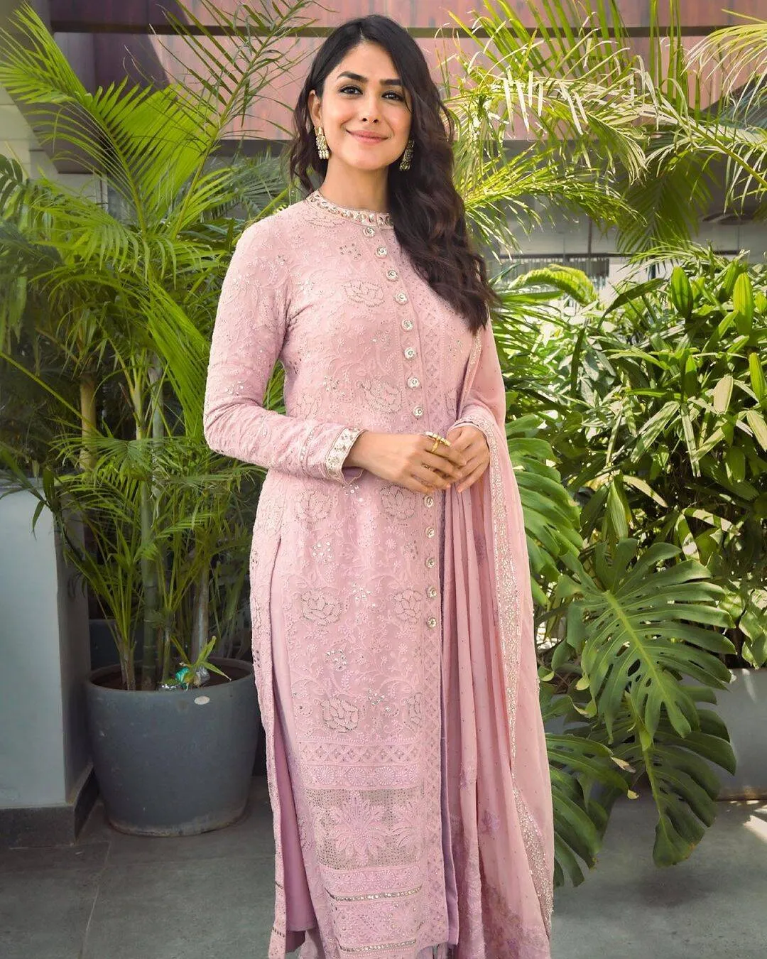 Mrunal Thakur Pastel Pink Salwar Suit