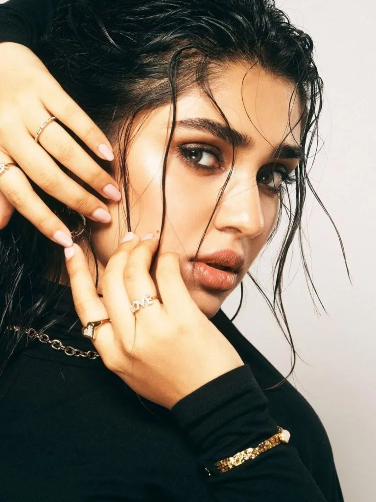 krithi shetty | krithi shetty hd images| krithi shetty latest photos| Krithi Shetty Instagram