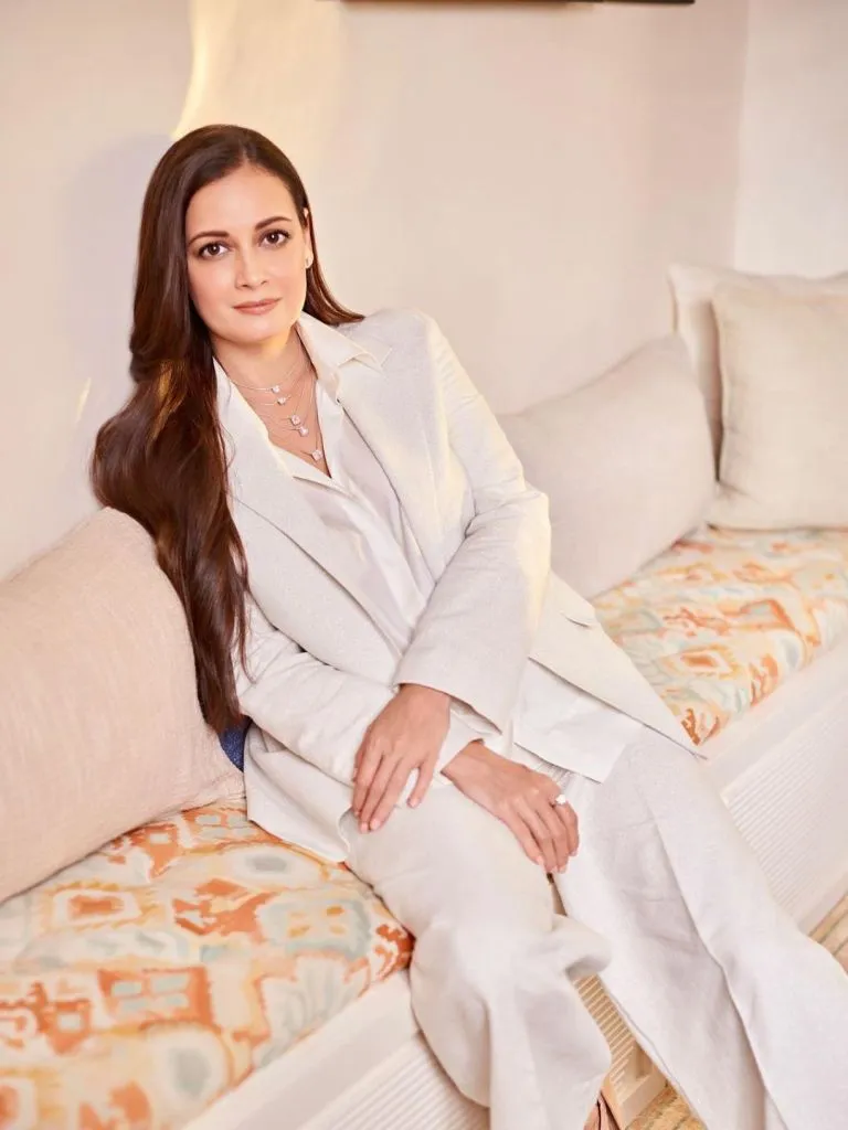 Dia Mirza Dia Mirza Latest Photos| Dia Mirza Instagram| Fashion Tips