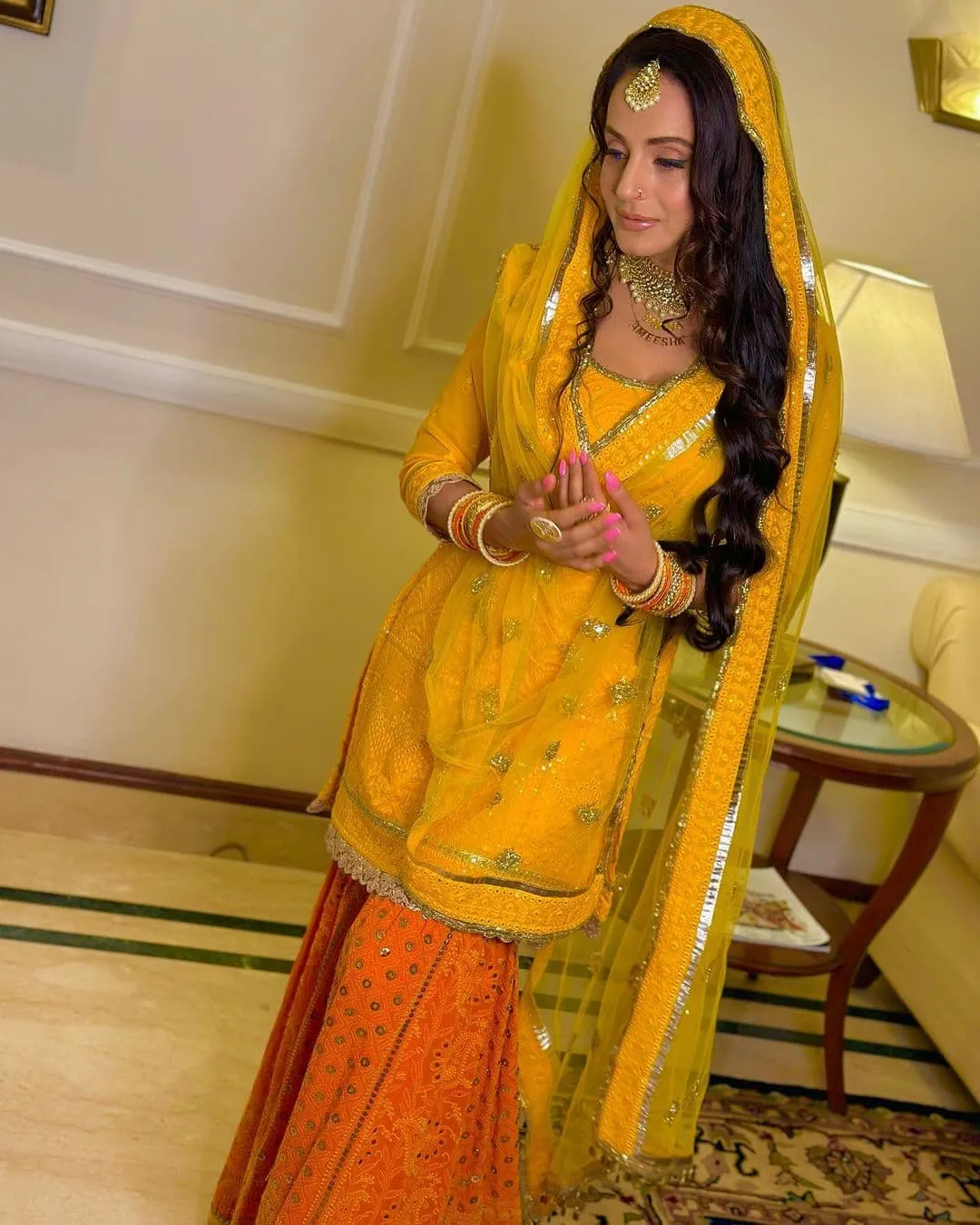 Gadar 2 Ameesha Patel Bold Photos