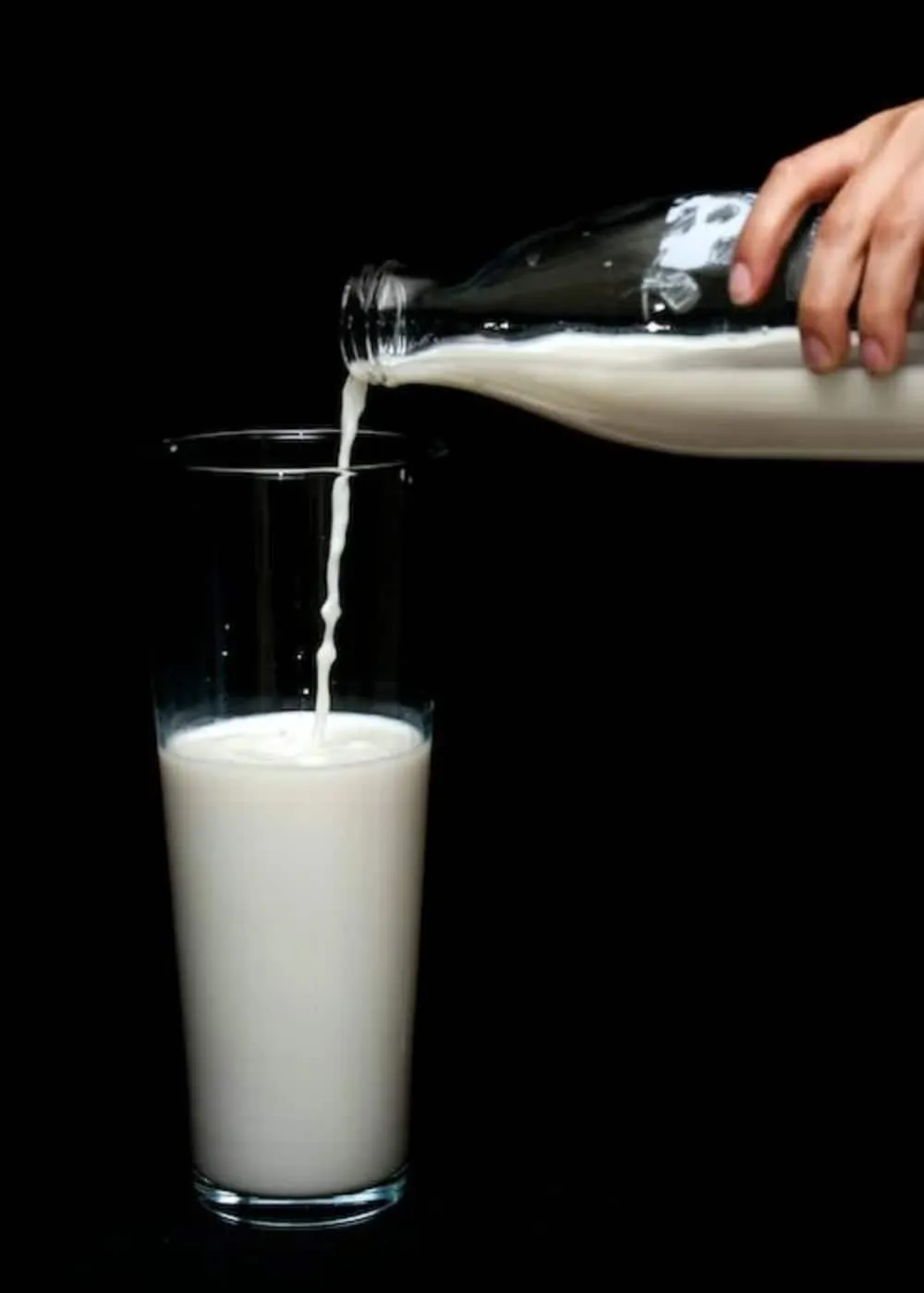 Drinking Milk With Salty Food Disadvantages