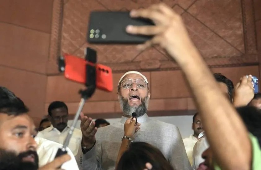 Asaduddin Owaisi Netwoth, A