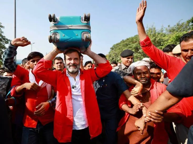 Rahul Gandhi as coolie