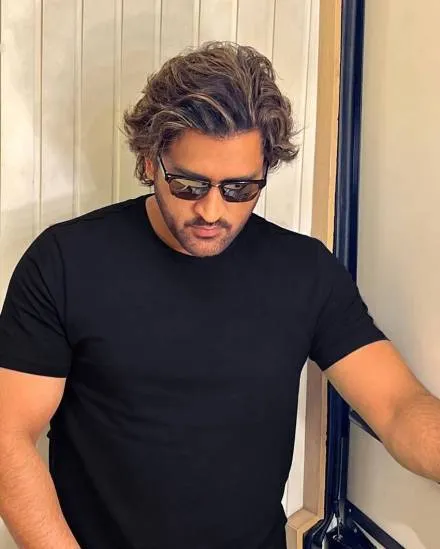 dhoni new hair