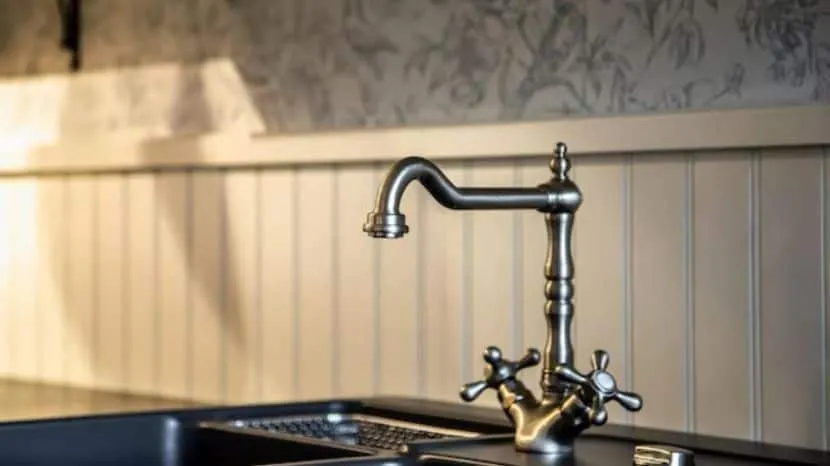 Bathroom Taps Cleaning
