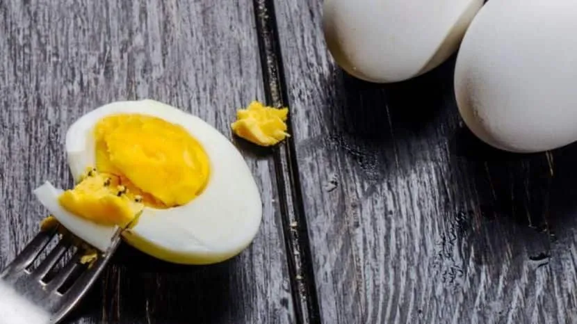 how many eggs should we eat in a week