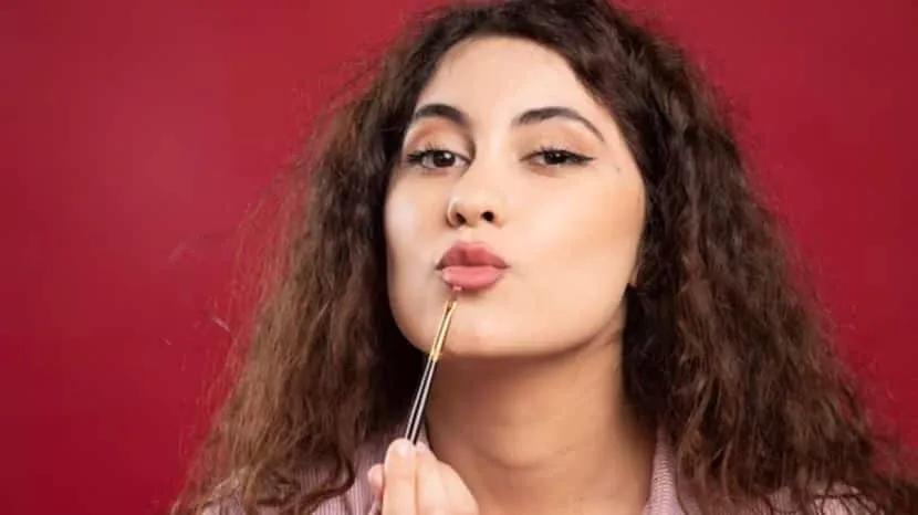 Harmful side effects of using lipstick regularly