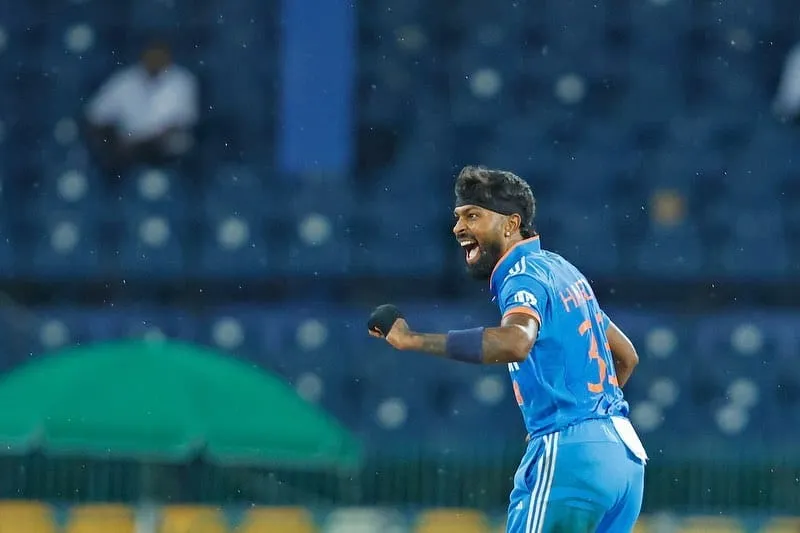 ipl-2024-hardik-pandya-in-mi-for-15-cr